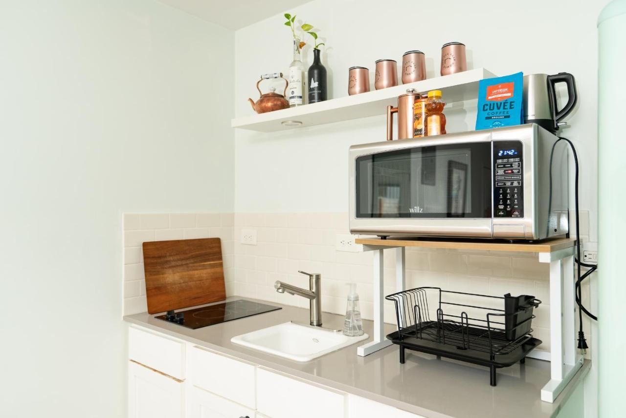 Artsy, Private Gem Near Iconic South Congress Apartment Остин Екстериор снимка