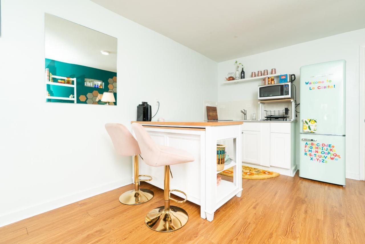Artsy, Private Gem Near Iconic South Congress Apartment Остин Екстериор снимка